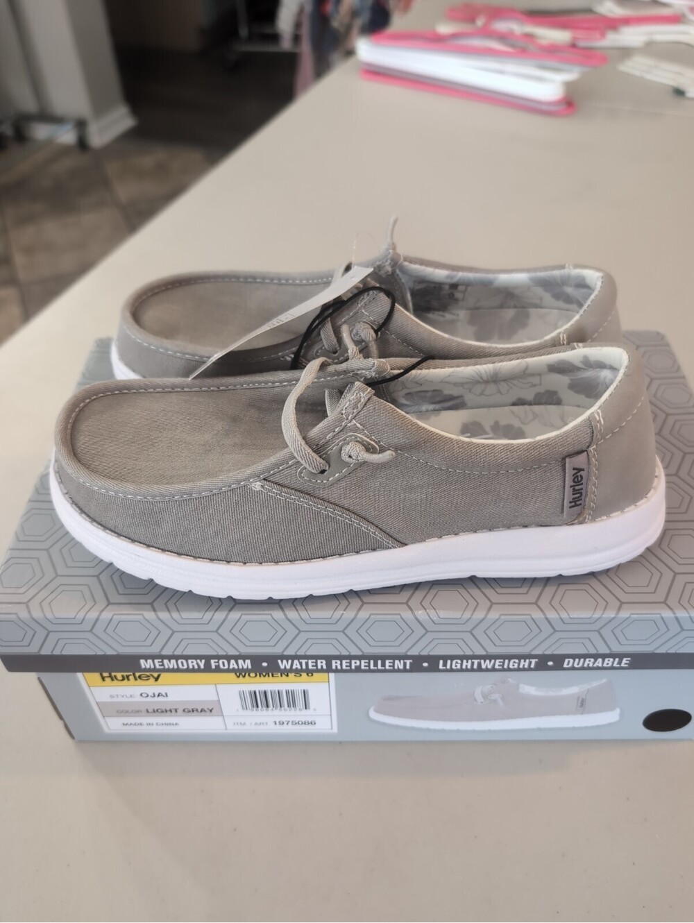Hurley Ojai Women's Size Light Grey Memory Foam Slip On Shoes Size 6